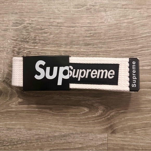 SUPREME White Adjustable Knit Belt • Unisex 42” - Picture 2 of 2